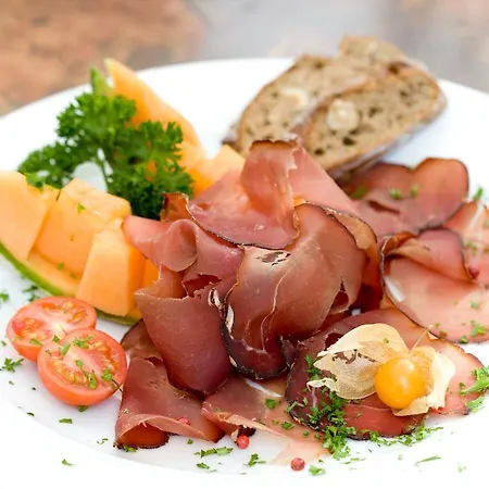 מלון Landgasthof Rebstock