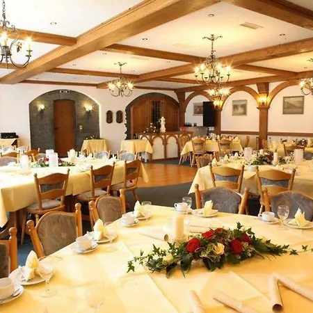 Otel Landgasthof Rebstock